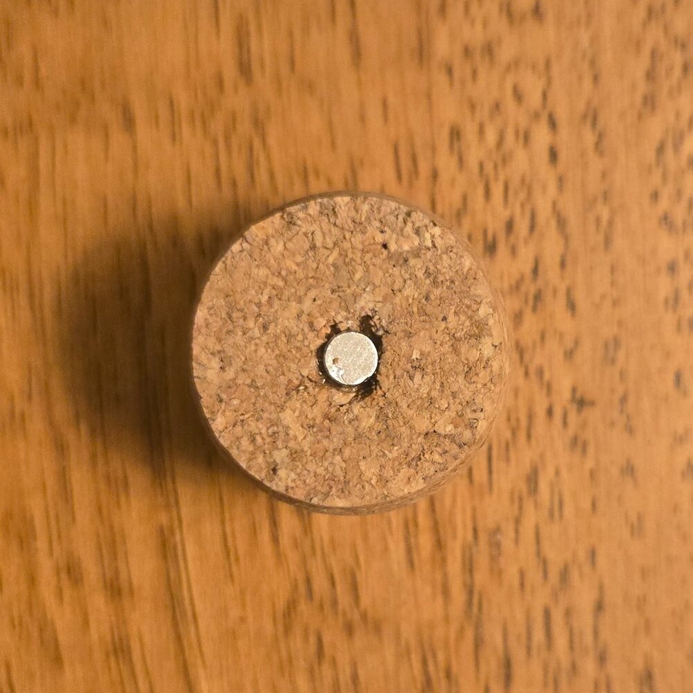 Brand New Hand Crafted Magnet Created from Champagne Cork Featuring Letter "W" - Picture 4 of 6